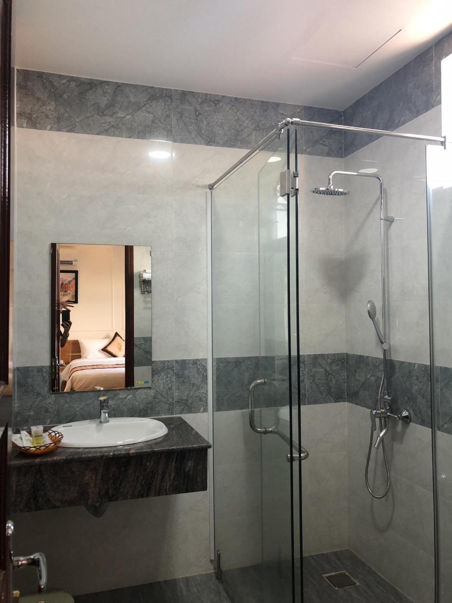 Hotel Khach San Sao Viet Quy Nhon Esterno foto